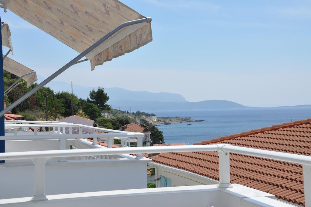 Remezzo Hotel & Studios Pythagóreion Habitación foto