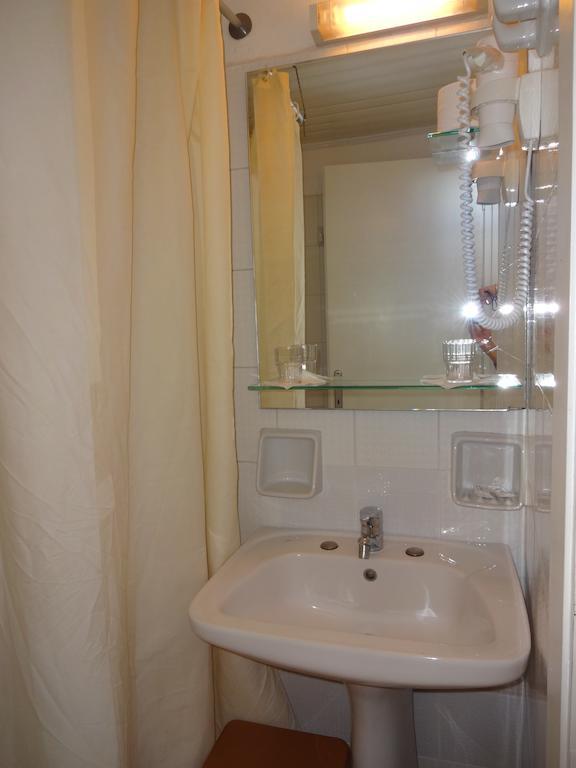 Remezzo Hotel & Studios Pythagóreion Habitación foto